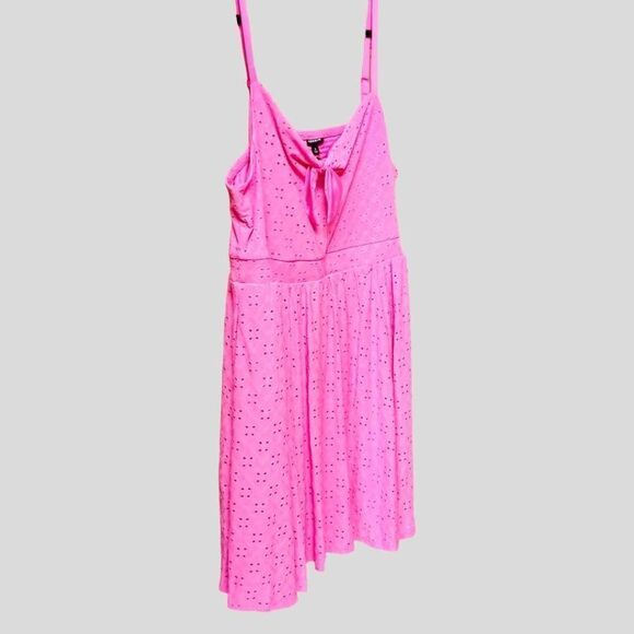 TORRID PLUS SIZE Mini Pink Knit Embroidered Skater Dress With A Sweetheart Neckl - Picture 4 of 16